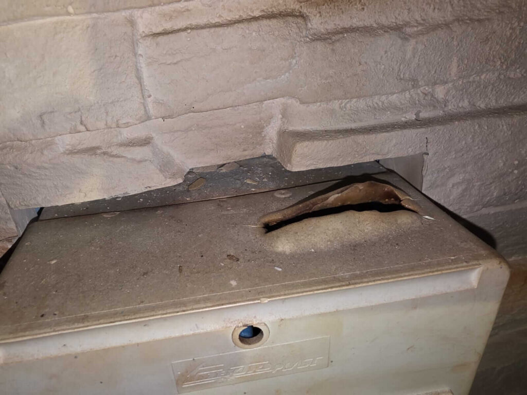 Pożar rozdzielnicy elektrycznej w instalacji budynku